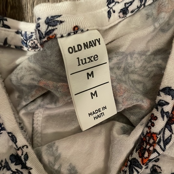 Tank - Picture 2 of 3